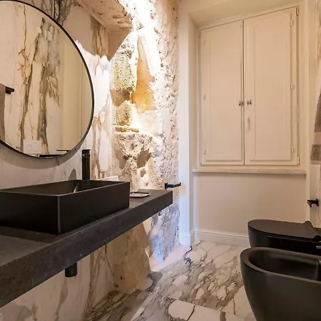 Palazzo Sulis House *